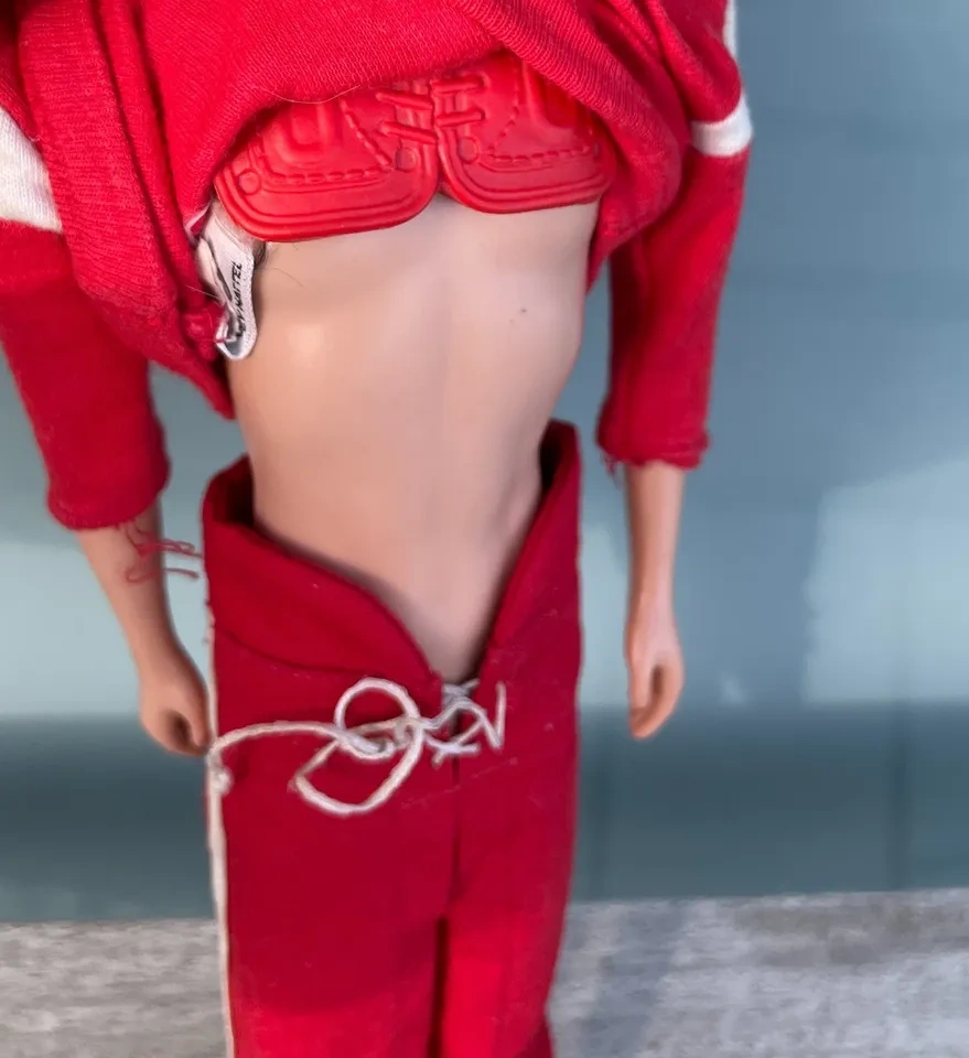 1963 Ken Doll & Football Uniform Outfit #799 - photo 4