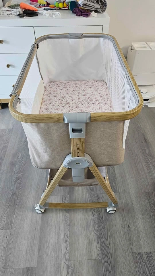 Baby Bassinet Bedside Sleeper - 3 in 1 Bassinets - photo 4