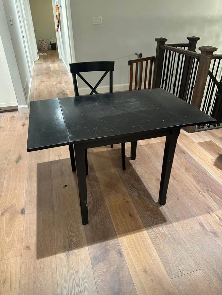 Ashley Table & 4 Chairs – Great Deal!