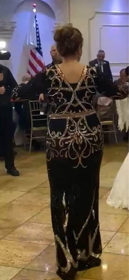 Gorgeous gown - photo 2