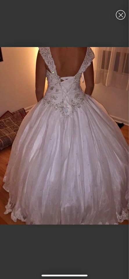 Wedding Dress with veil