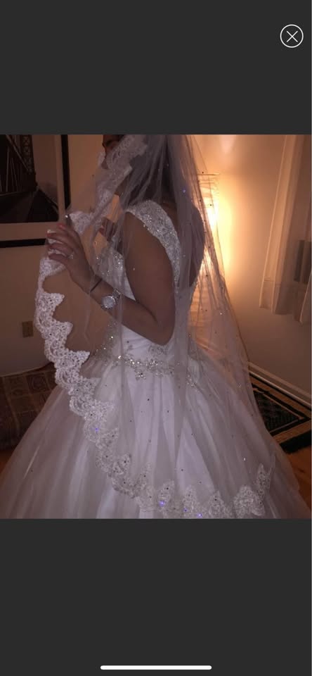 Wedding Dress with veil - photo 3