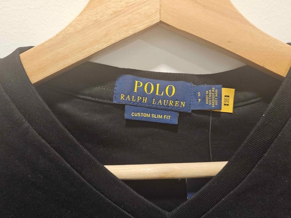 Ralph Lauren Black V-neck T-shirt (Men's S, Custom Slim Fit) BRA - photo 2