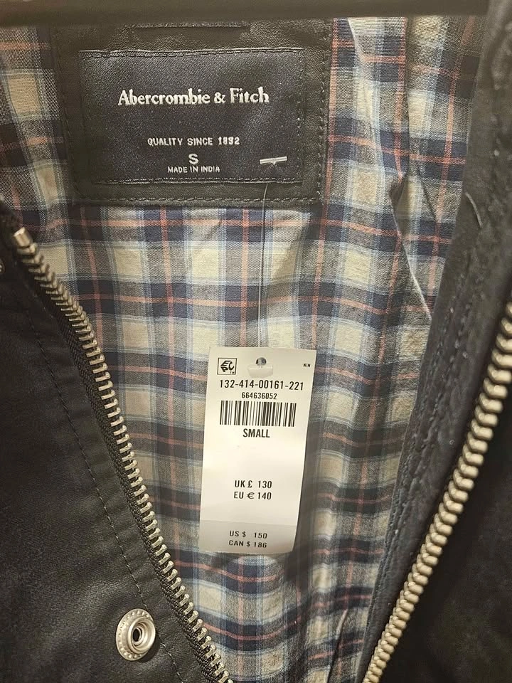 Abercrombie & Fitch Black Lightweight Barn Jacket (Size: Small) - photo 4
