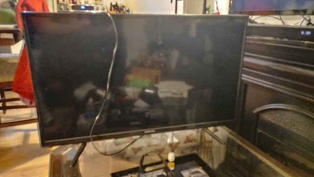 Technicolor 42" TV