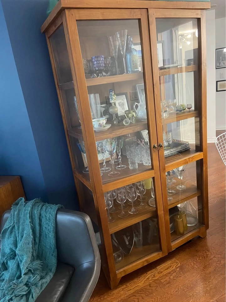 Teak Cabinet - for display, China or retail. Hardwood shelves.