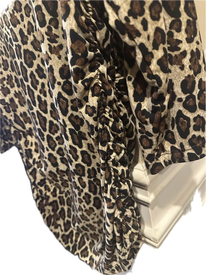 Leopard print top from the Nygård Collection size Large - photo 3