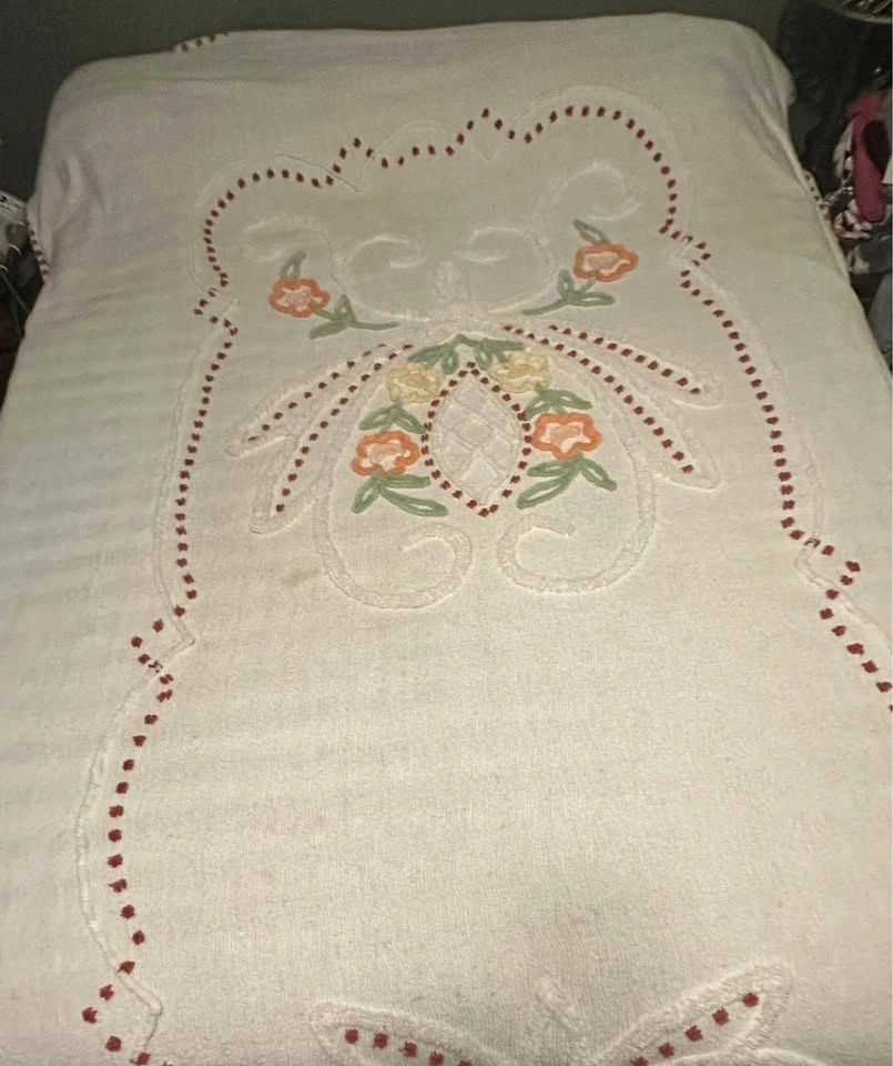 Vintage Chenille Bedspread Floral Tufted Mid-Century Queen/Doubl