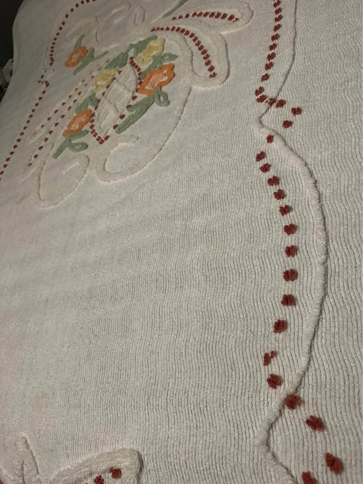 Vintage Chenille Bedspread Floral Tufted Mid-Century Queen/Doubl - photo 5