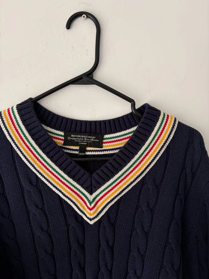 Hudson's Bay Men's Cable Knit Navy Sweater Size M - photo 2