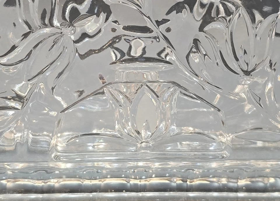 Lead Crystal Napkin Holder With Floral Design - photo 2