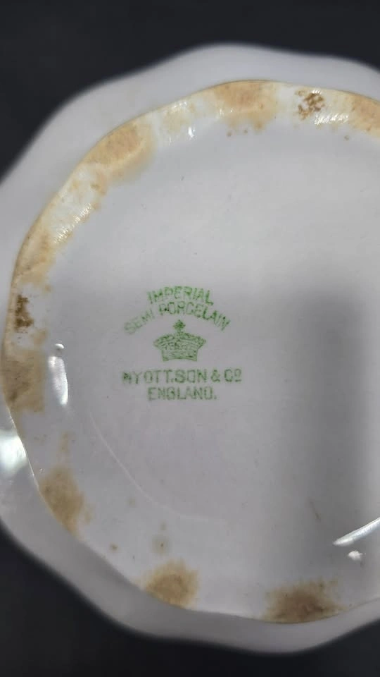 WHITE MYOTT SON AND CO PORCELAIN FLOWER JUG - photo 3