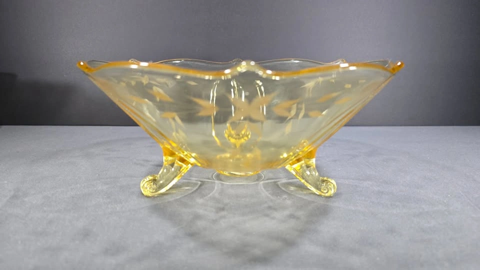Yellow Floral Glass Footed Bowl & 3 Cups Madrid Pattern - photo 3