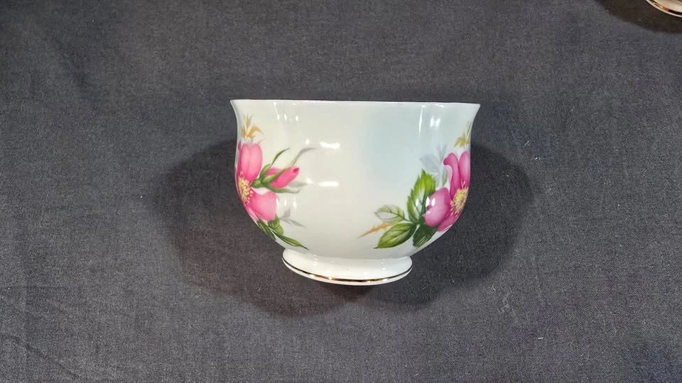 Royal Adderley Prairie Rose Creamer & Sugar Set - photo 3