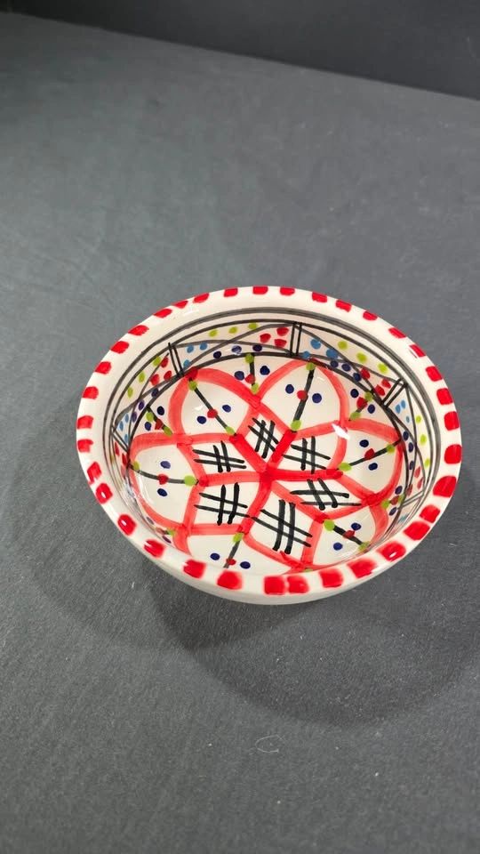 HAND-PAINTED CERAMIC STAR SERVING PLATTER WITH DIPPING BOWL - photo 3