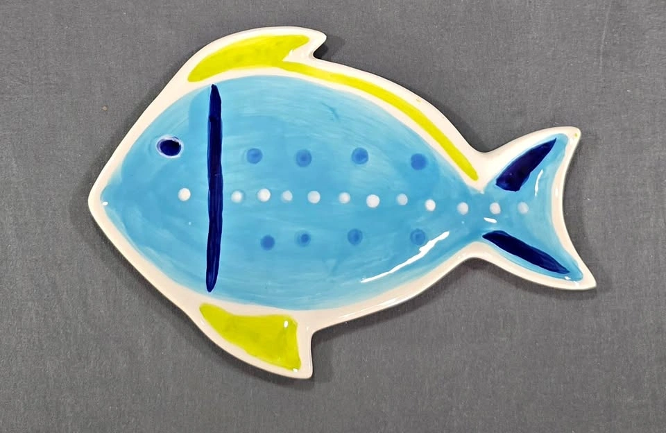 CERAMIC FISH-SHAPED SERVING DISH - BLUE