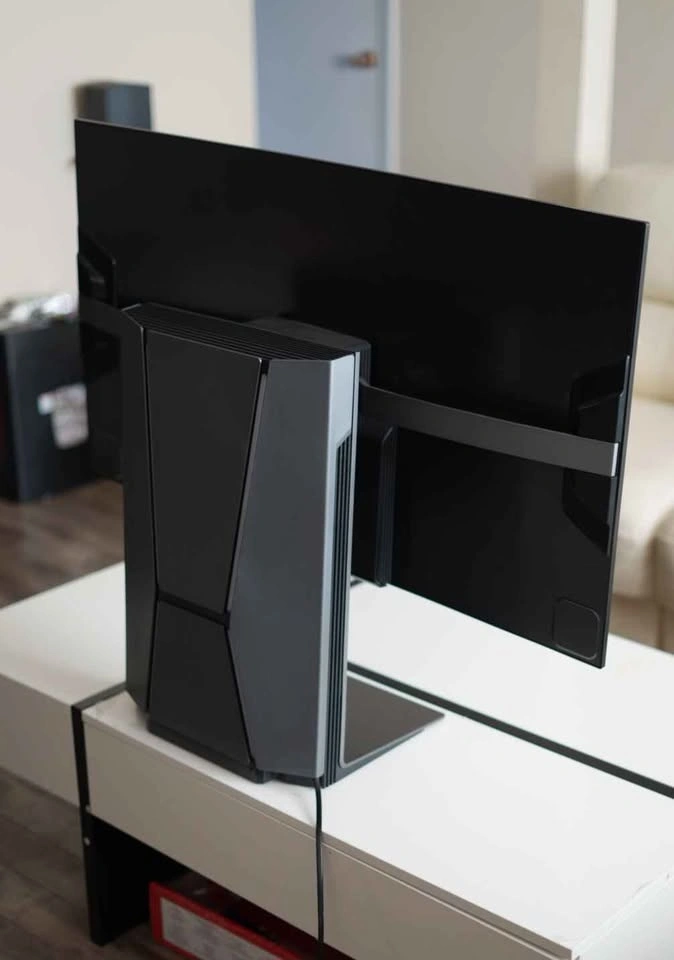 LG OLED Flex 42" 4K TV - photo 4