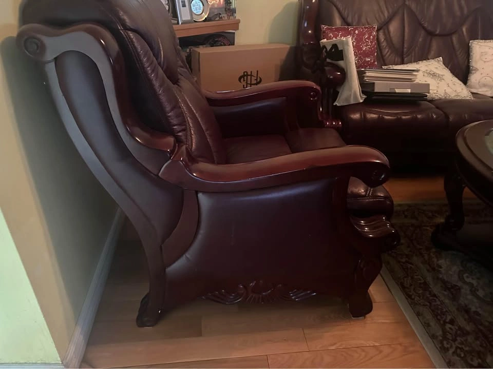 Burgundy Leather Sofa & Armchair Set