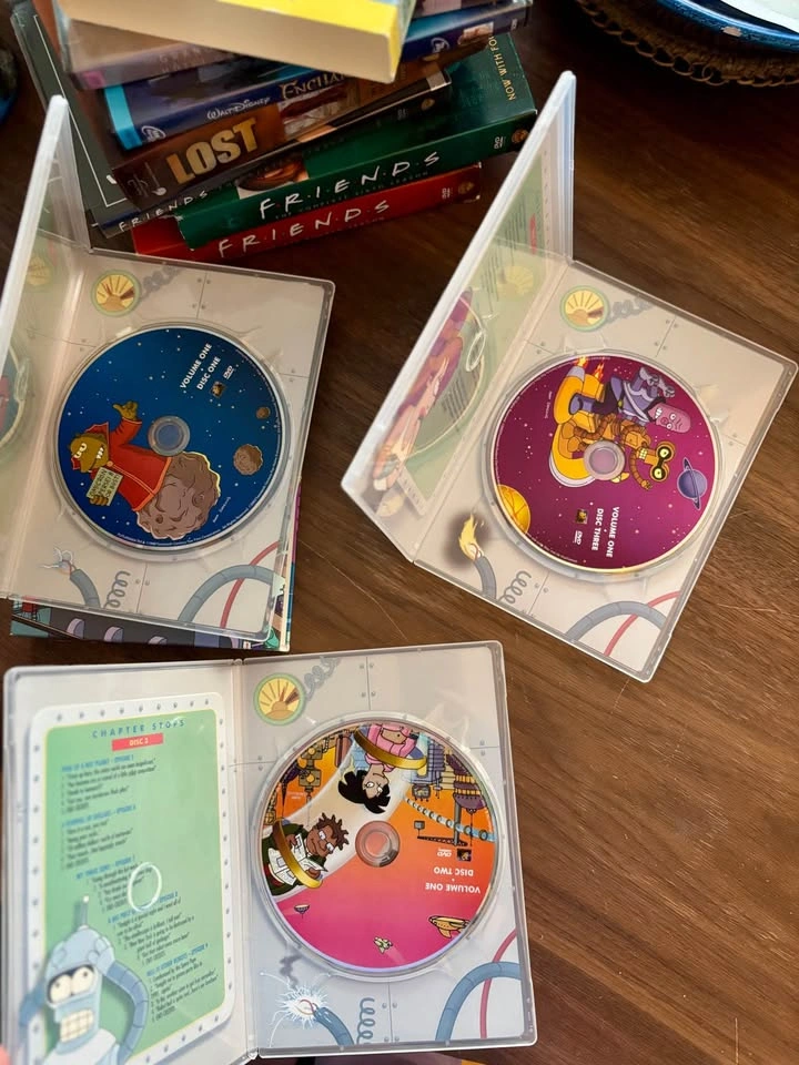 Futurama Volume One DVD Box Set - photo 5