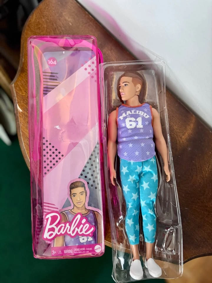 Ken Fashionista Barbie Doll - New in Box - photo 2