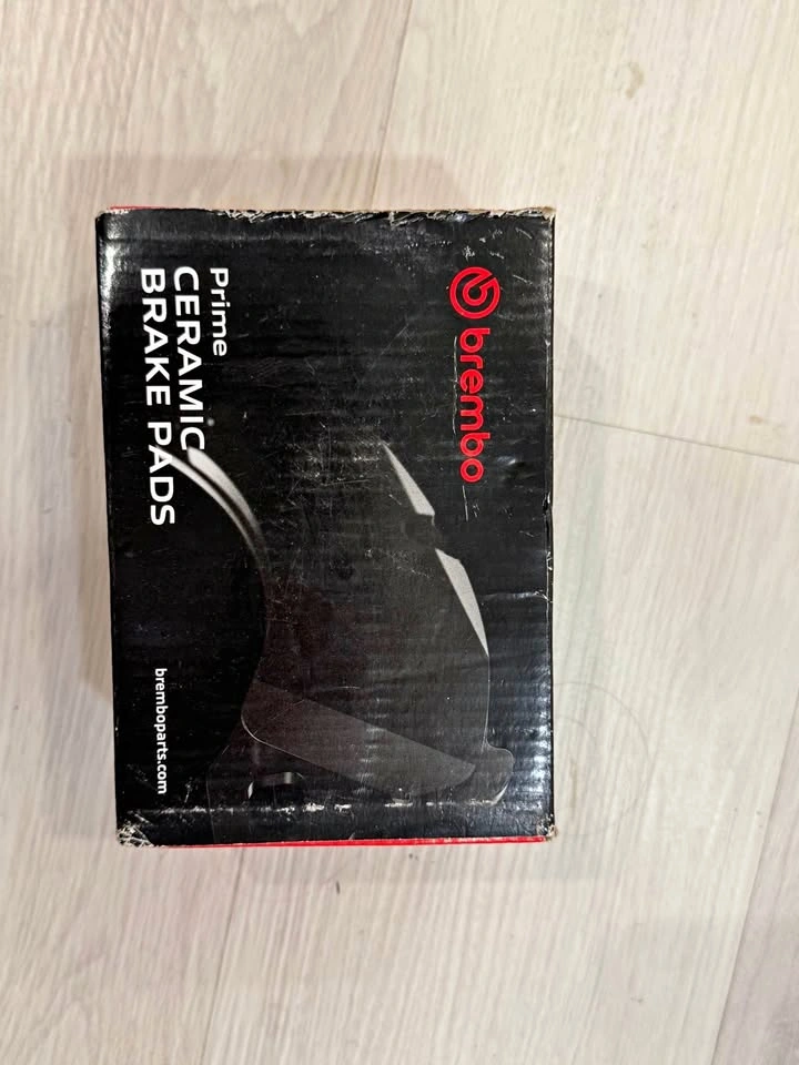 Brembo Prime Ceramic Brake Pads – OEM Quality – NEW (P28035N)