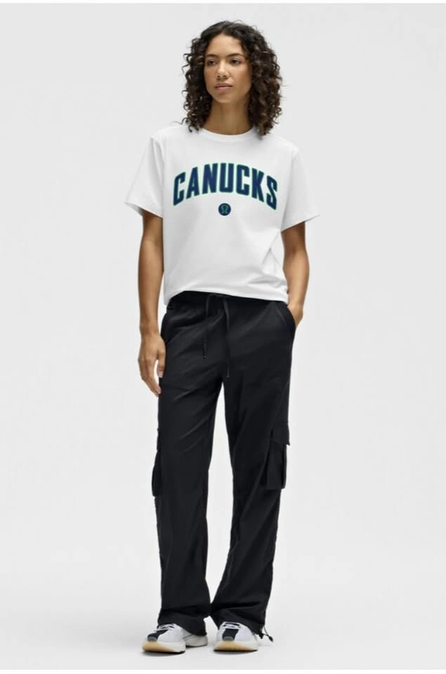 (NEW) Lululemon x Vancouver Canucks T-Shirt, Medium
