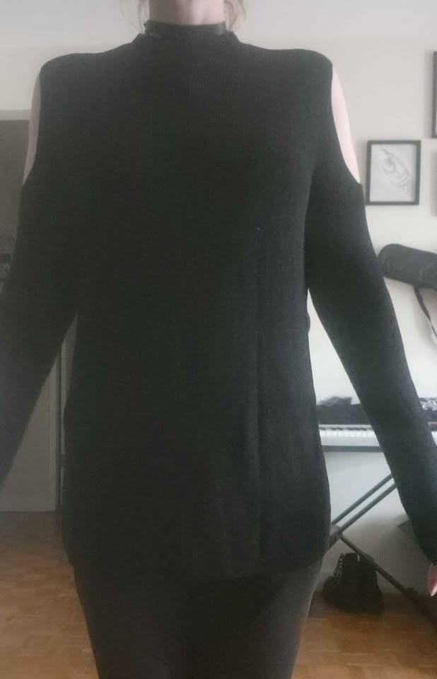 Black off shoulder sweater - photo 3