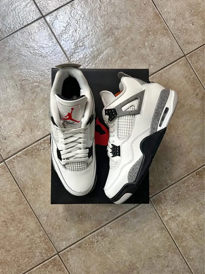 Jordan Retro 4 White Cements FSR thumbnail