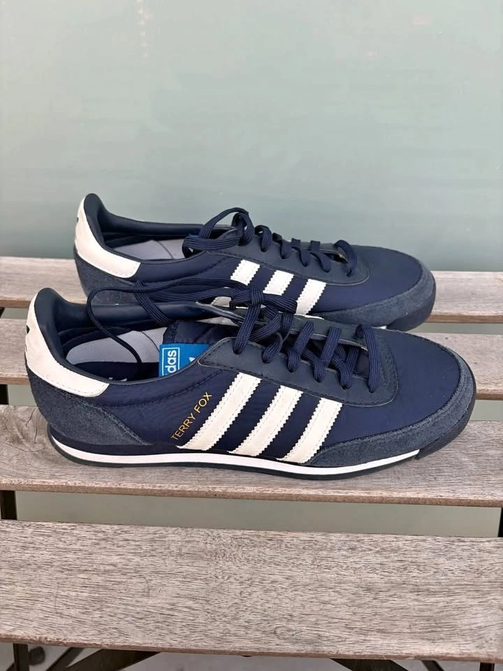 Adidas Terry Fox 40th Anniversary Running Shoes Men 6 / Women 7