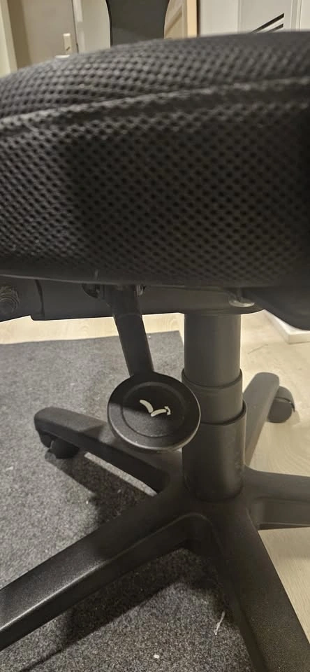 Office Chair with adjustments - photo 4