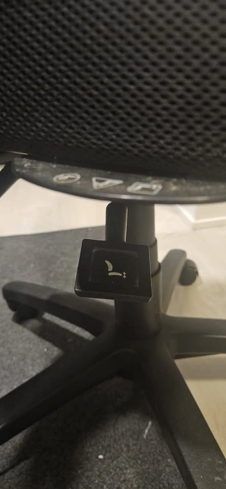 Office Chair with adjustments - photo 5