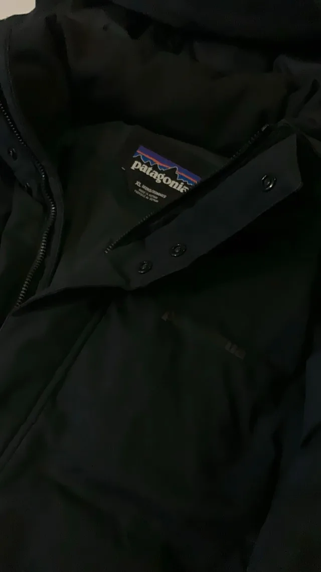 Patagonia Men's Jackson Glacier Parka image indicator(3)