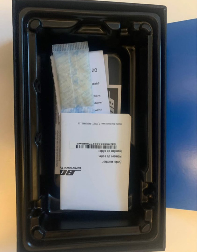 Bose earphones - photo 3