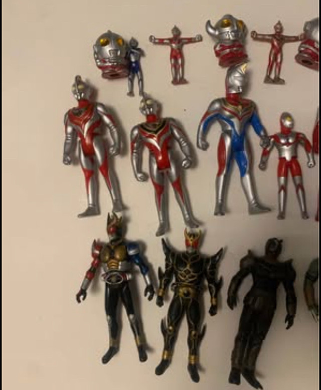 Vintage Ultraman figures - photo 2