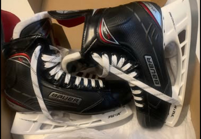 Bauer Vapor X400 size 7
