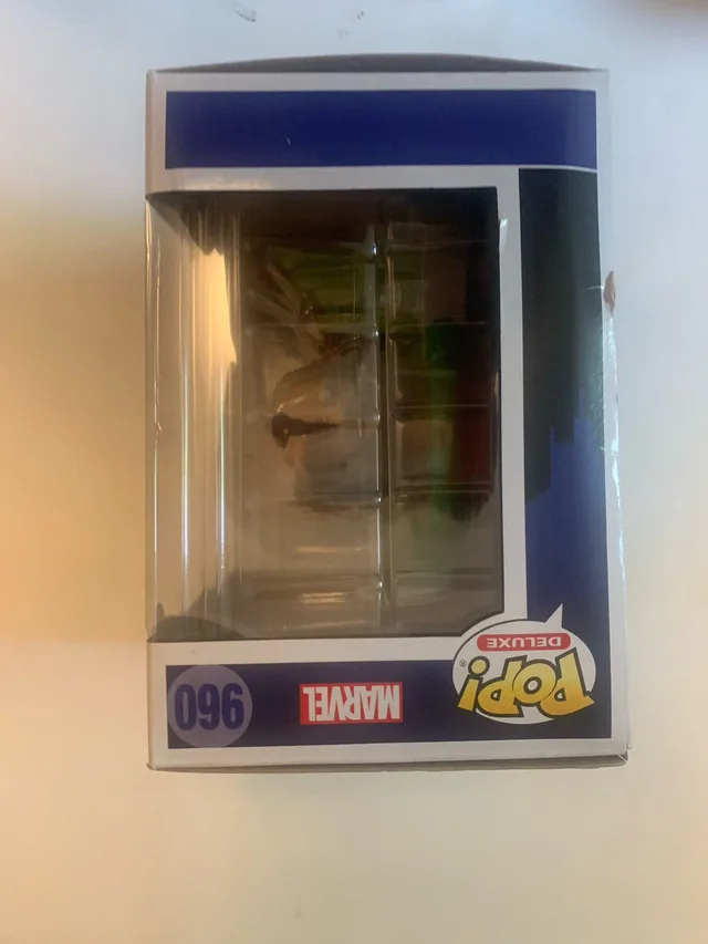 Funko Pop Marvel Madame Web image indicator(3)