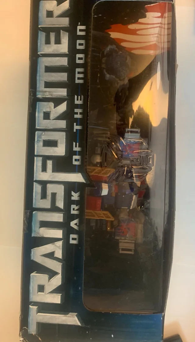 Transformers Dark of the Moon Ultimate Optimus Prime image indicator(3)