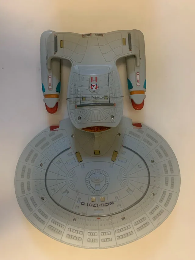 Starship Enterprise 1992 Playmates Star Trek thumbnail