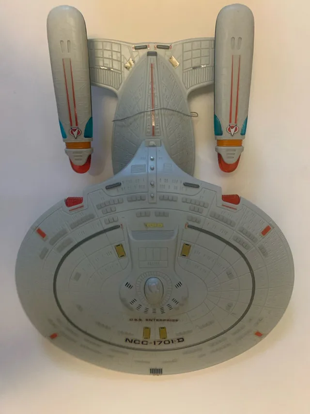 Starship Enterprise 1992 Playmates Star Trek image indicator(2)