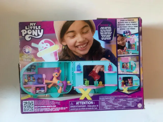 My Little Pony Sunny Starscout Smoothie Truck image indicator(4)
