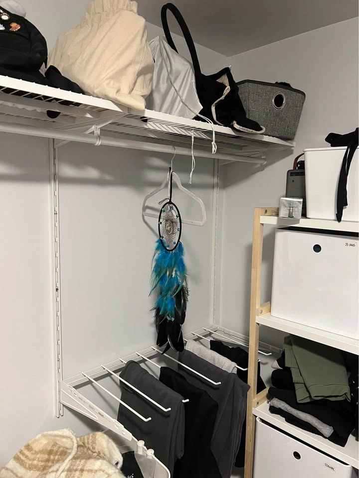 Ikea Clothing Shelving Combination - Boaxel System - photo 3