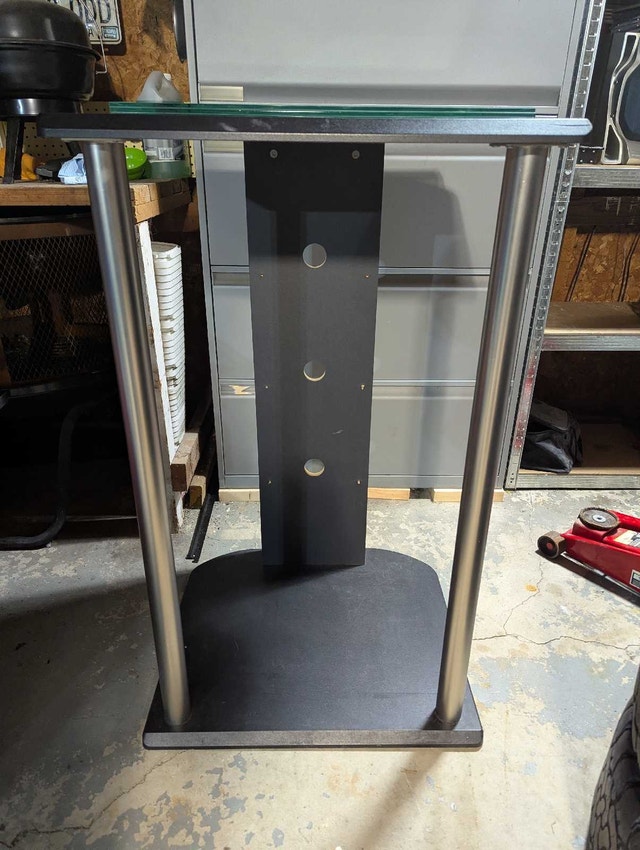 Component stand with 3 glass shelves