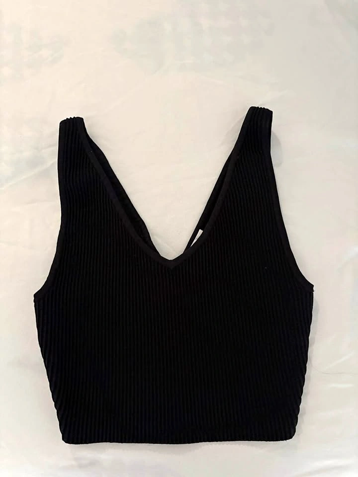 Aritizia Babaton Cropped Tank