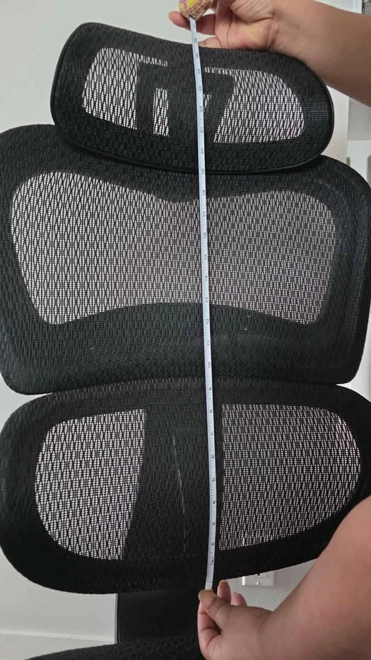 High quality excellent condition swivel black office chair - photo 5