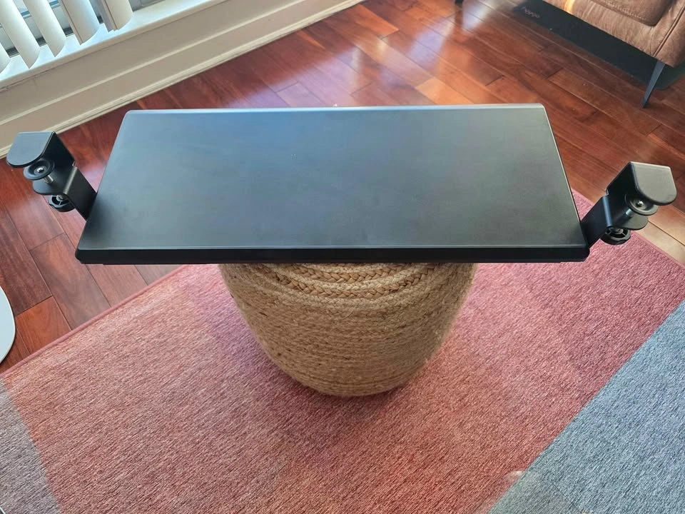 Clamp on keyboard tray for workdesk - photo 2