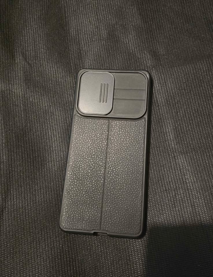 Camera Slide cover phone case - photo 2