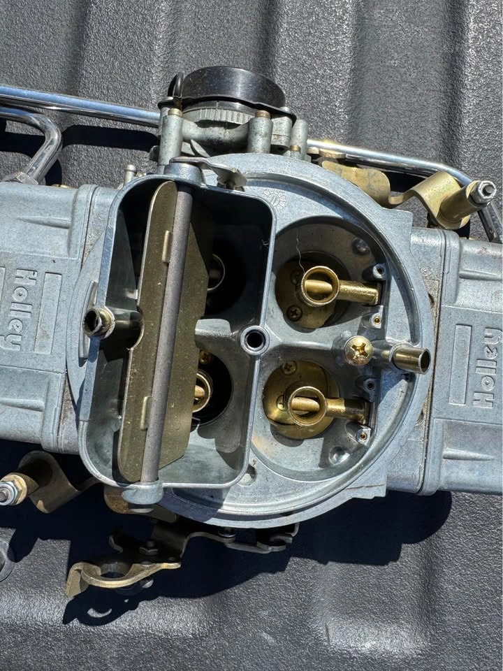 Holley Supercharger Carburetor - 600cfm - photo 2