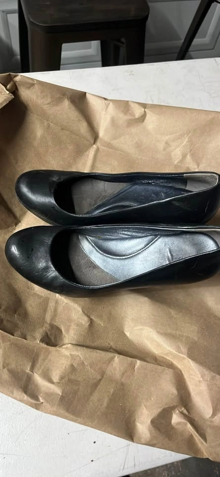 Vintage Kenneth Cole Studded Heels - Women’s size 7 - photo 2
