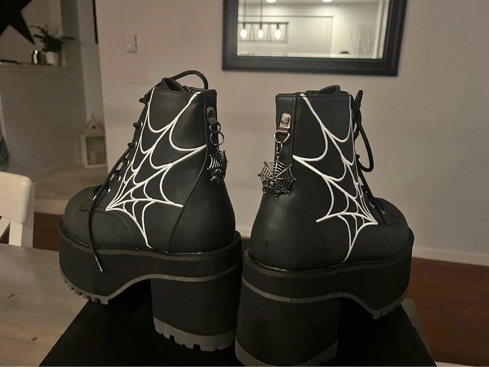 DEMONIA Ranger 105 Platform Boots - New