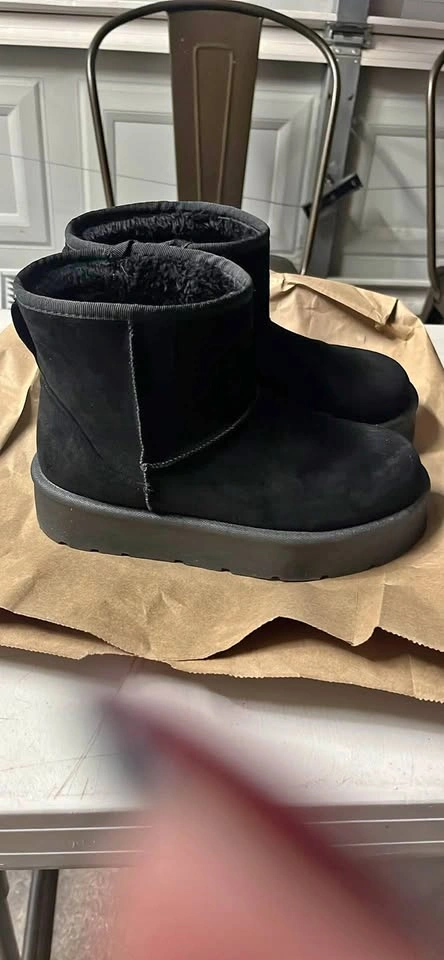 Ugg Style Platform Boots - Women’s size 8